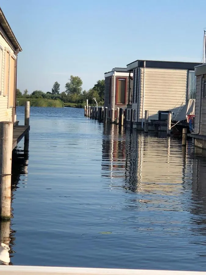 Rw-Aalsmeer,Waterloft Near Amsterdam And Schiphol Дом отдыха